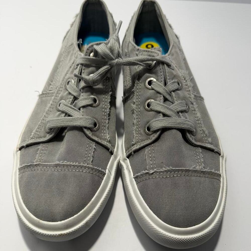 Blowfish Malibu Womens Gray Canvas Sneakers Distressed Lace Up Low Top size US 9